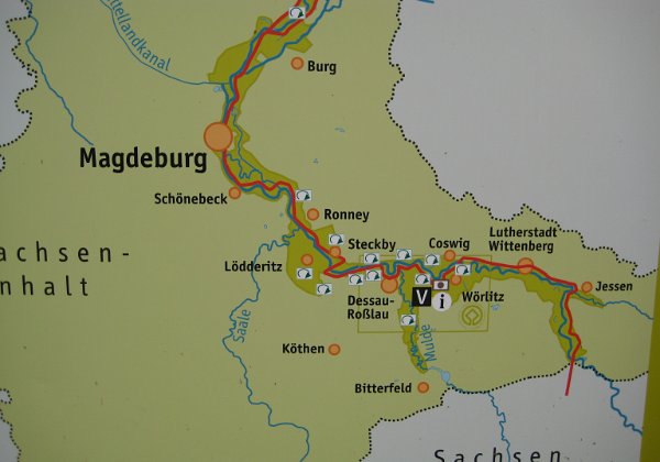 4-Elbe-Am Wegrand notiert